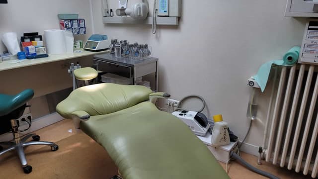 Fauteuil d'orthodontiste au cabinet Dr Misino Agen